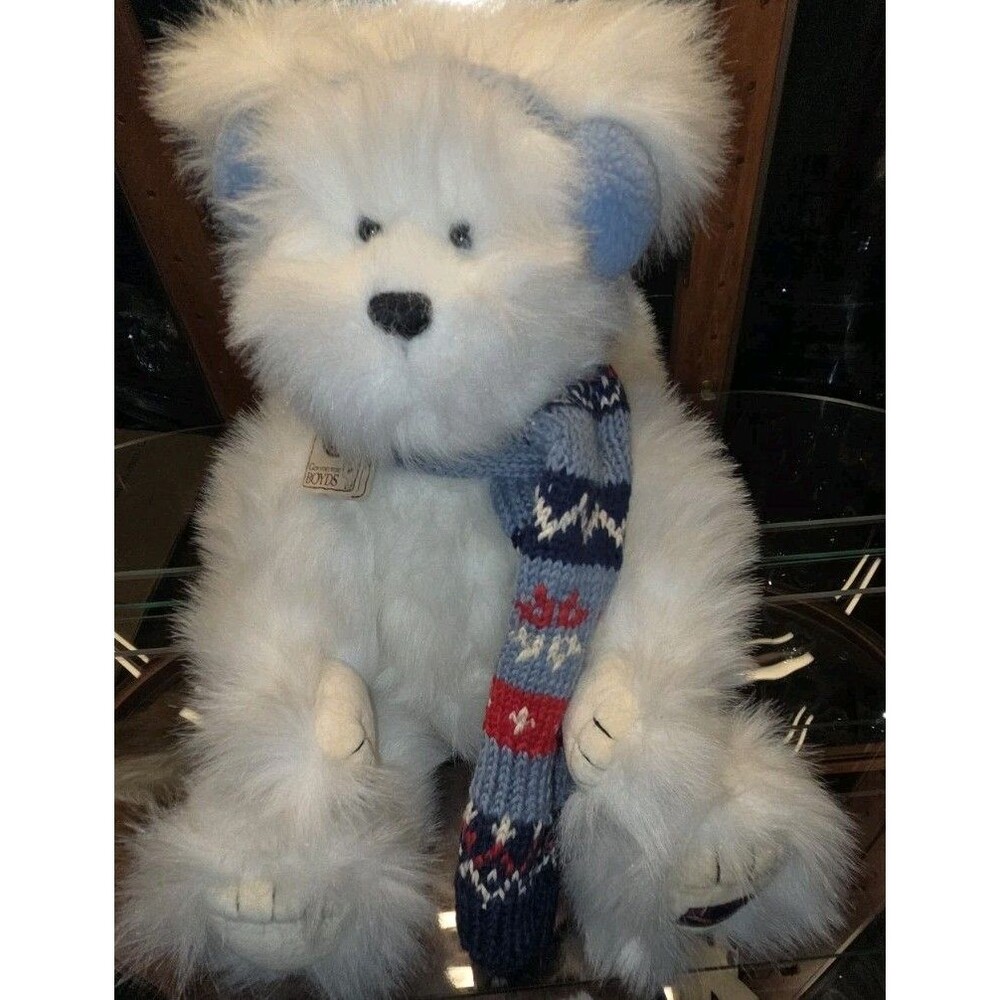 Yeti A. Bominable 18” Boyd’s Bear w/ Knit Scarf/Ear Muffs Jointed Tags Vin 2002